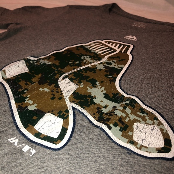 Men’s Majestic Boston Red Sox Graphic Logo Short Sleeve T-Shirt Size Small Gray - Picture 3 of 6